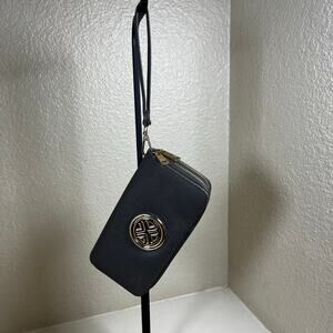 Dark gray/light black wristlet NWOT unbranded